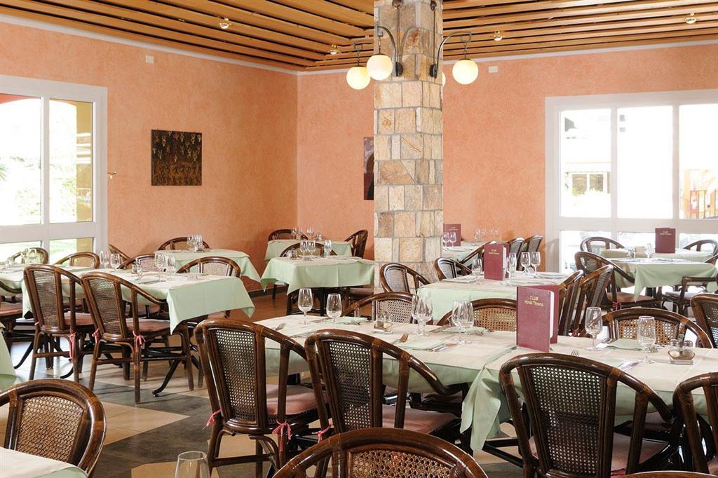 Tirreno Resort Cala Liberotto Restaurang bild